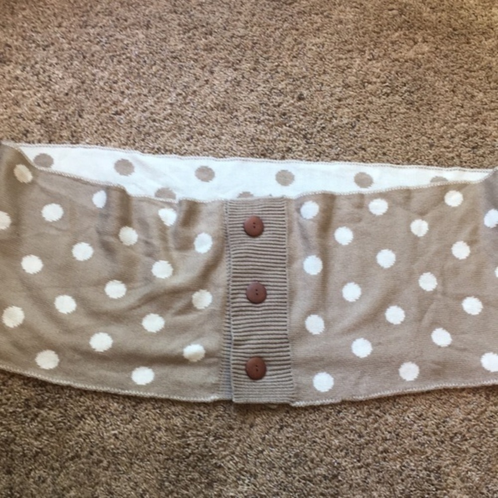 Mud pie Knit infinity polka dot Button Scarf Boe